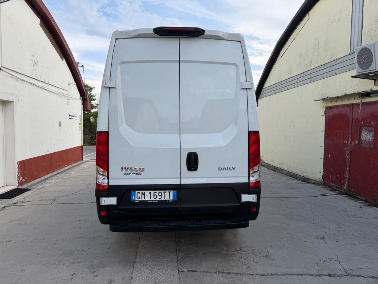 Iveco Daily 2.3 d 140 CV Passo Lungo - 2023