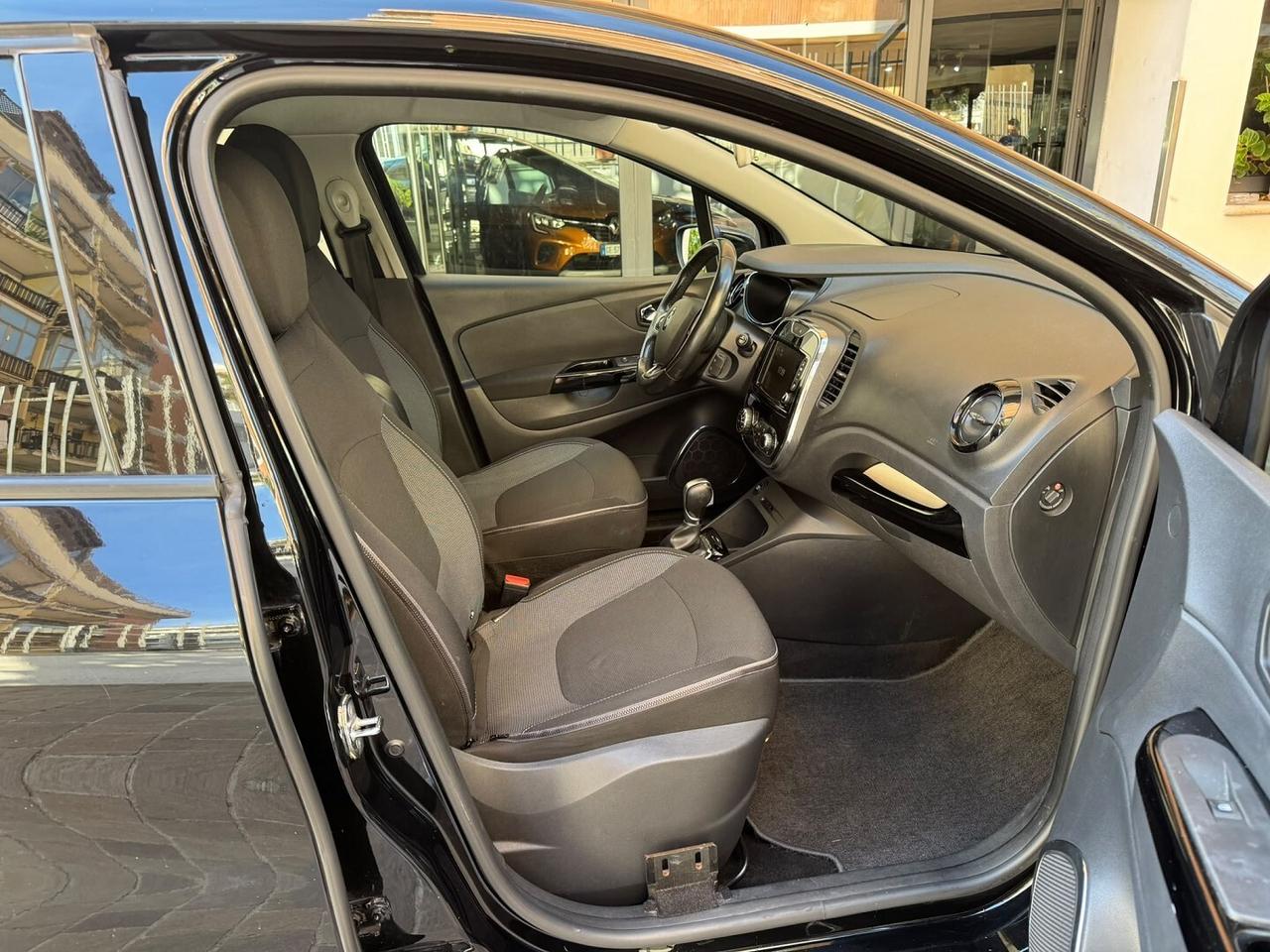 RENAULT Captur dCi 8V 90CV EDC S&S Energy Intens