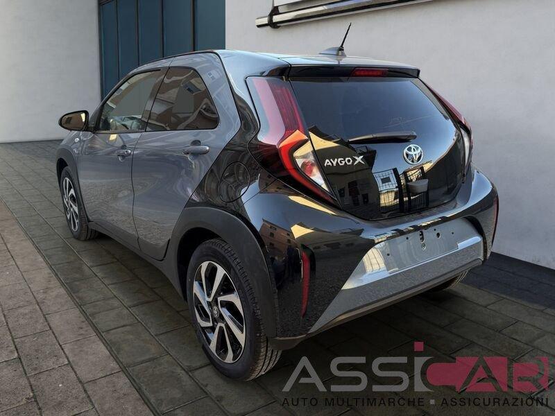 Toyota Aygo X 1.0B (72 CV) Active S-CVT