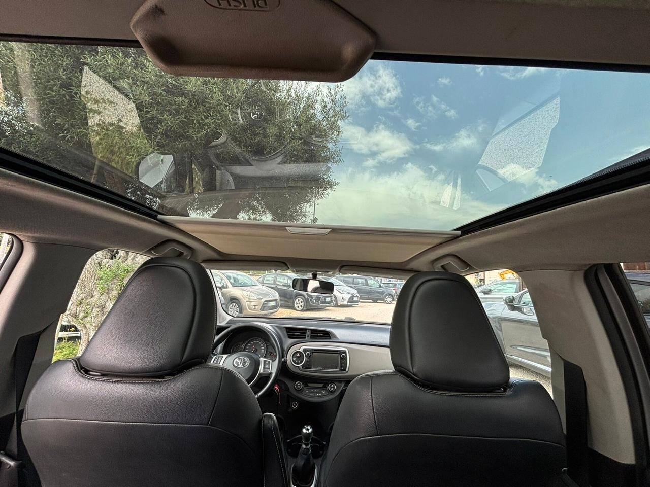 TOYOTA YARIS 1.3 B - 2012