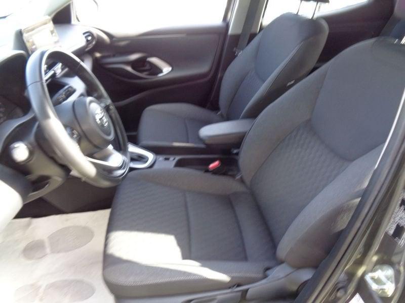 Toyota Yaris Yaris 1.5h Business