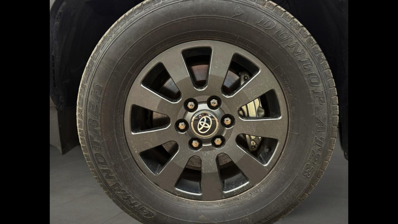TOYOTA LAND CRUISER 250 2.8D (205 cv) AT8 1ST ED NG24