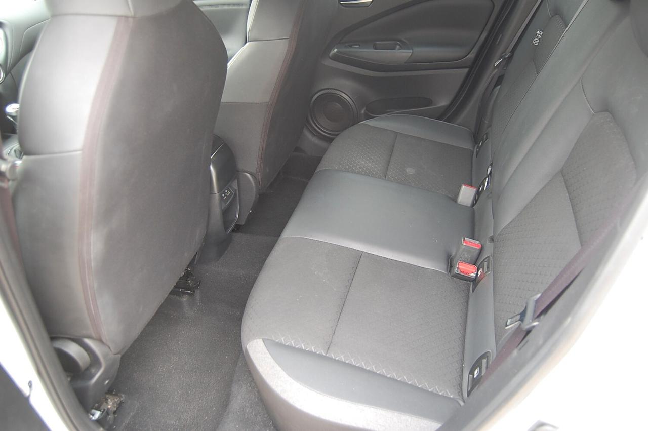 Nissan Juke 1.0 DIG-T 114 CV N-Connecta