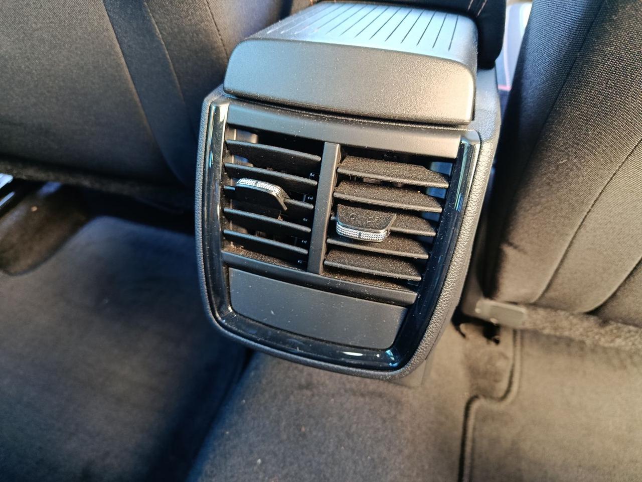 Skoda Kamiq Black Dots 1.0 TSI #8118