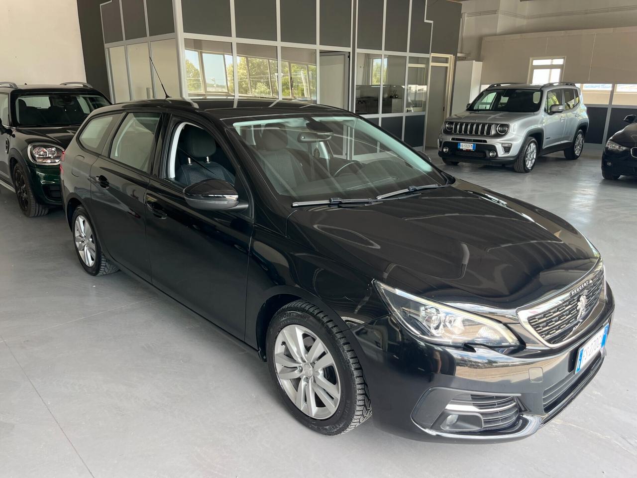 Peugeot 308 BlueHDi 130 S&S SW Business
