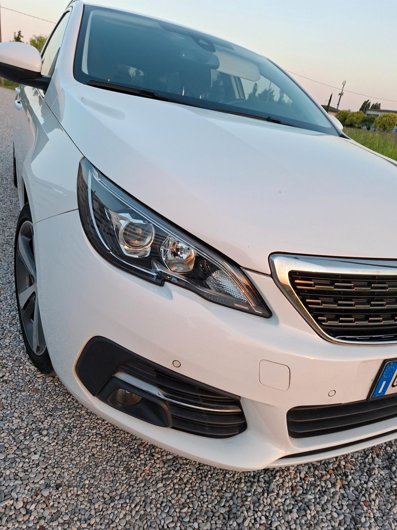 Peugeot 308 BlueHDi 130 S&S SW Allure GARANZIA