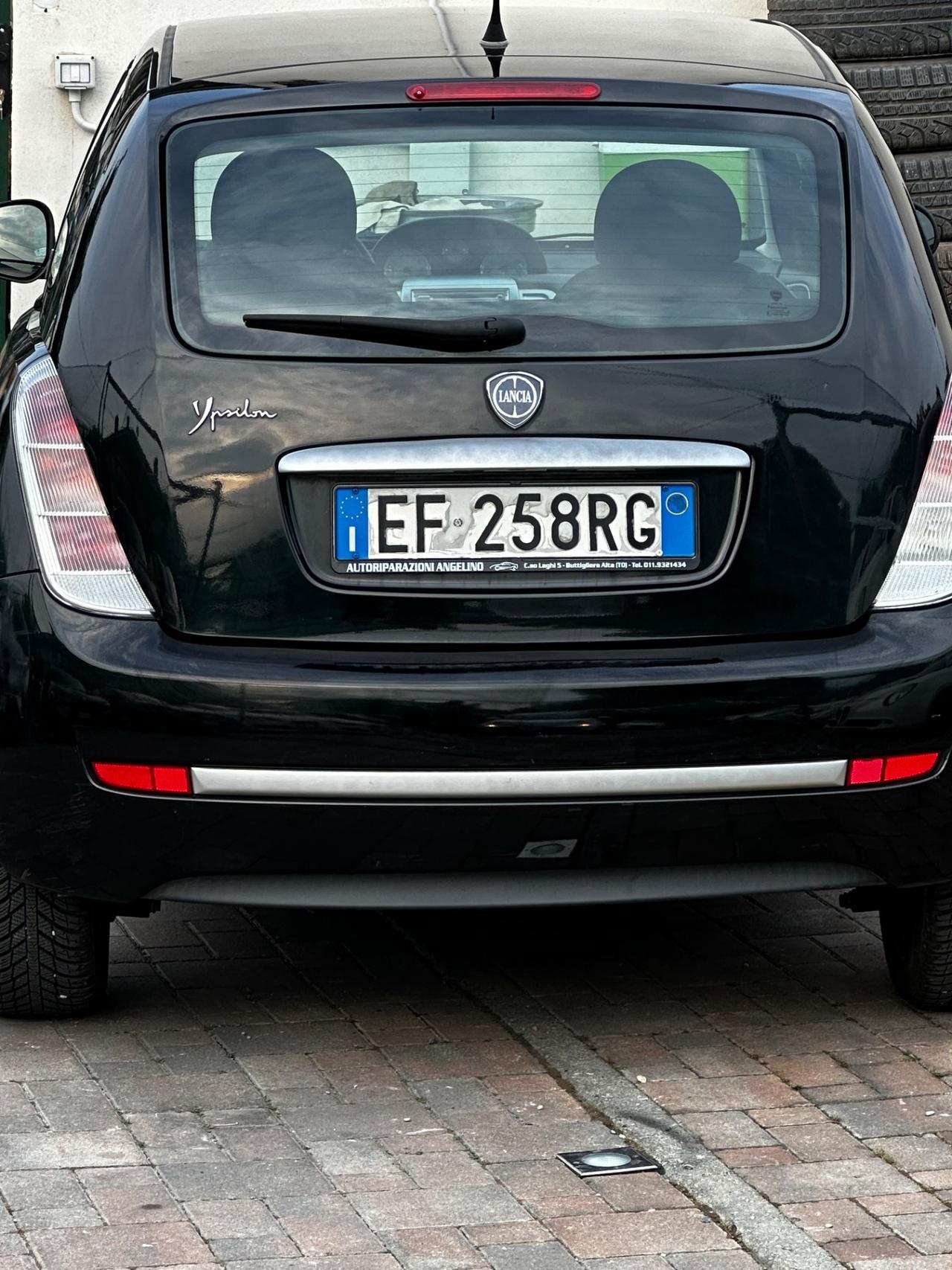 Lancia Ypsilon 1.2 69 CV Elle