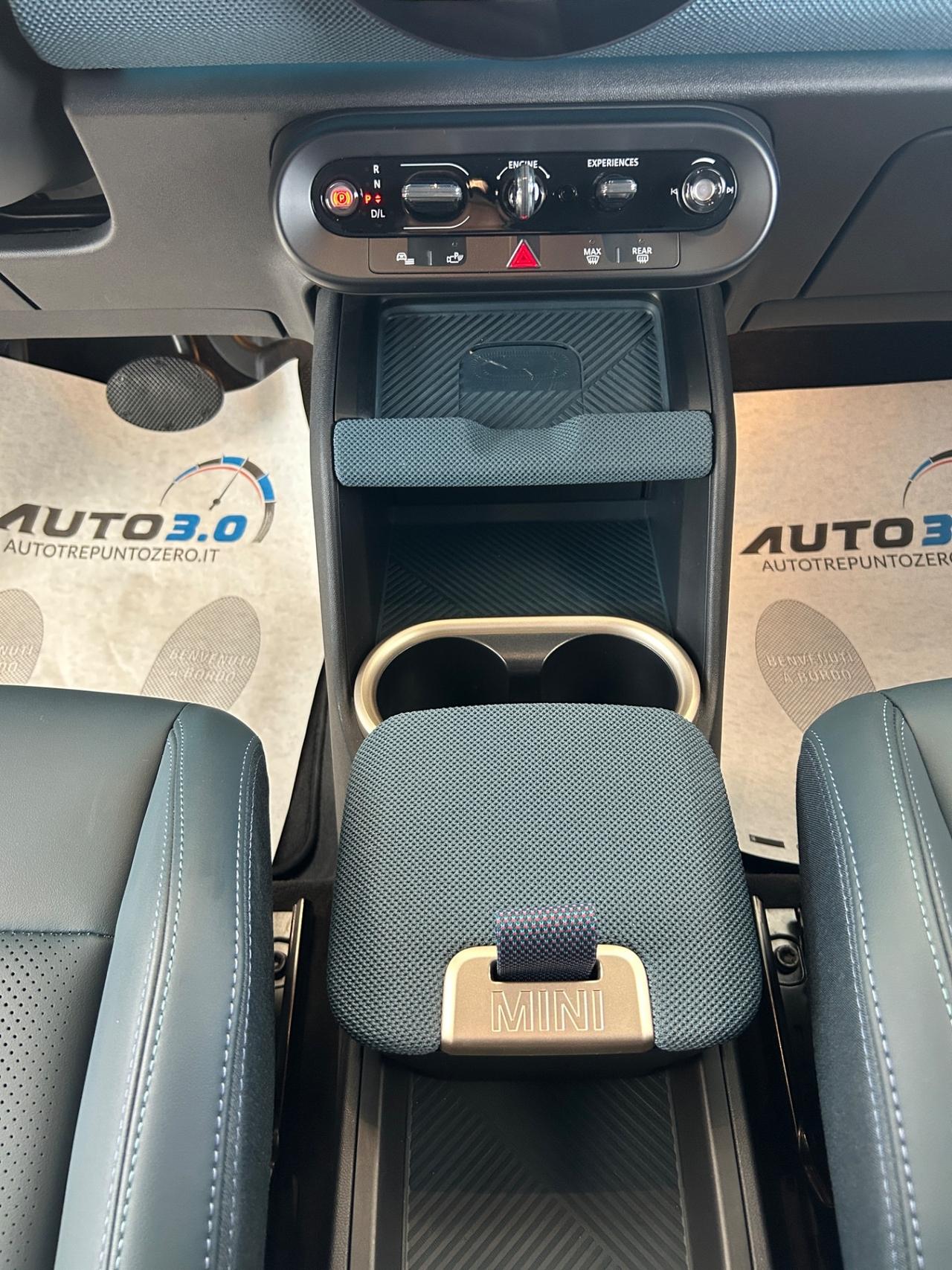 Mini Cooper Countryman C Favoured Auto