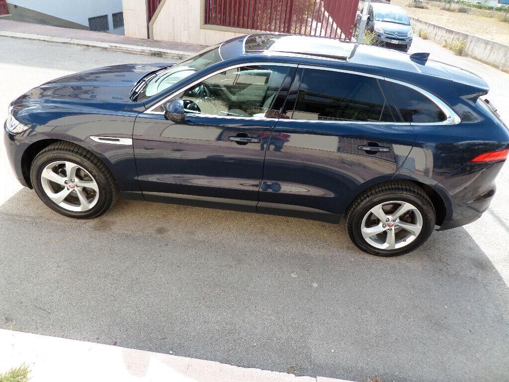 JAGUAR F-PACE 2.0D i4 180CV PORTFOLIO AWD AUT - Navi-Tetto-Pelle-Full