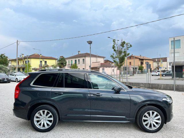 VOLVO XC90 D5 AWD Geartronic 7 posti Momentum