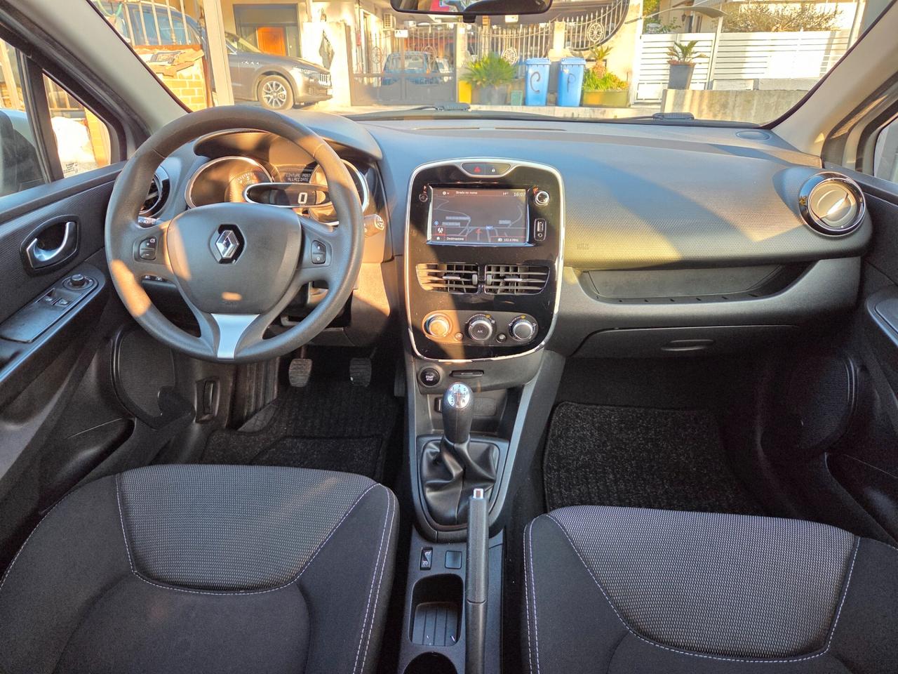 Renault Clio 1.2 75CV 5 porte Intens- PERFETTA