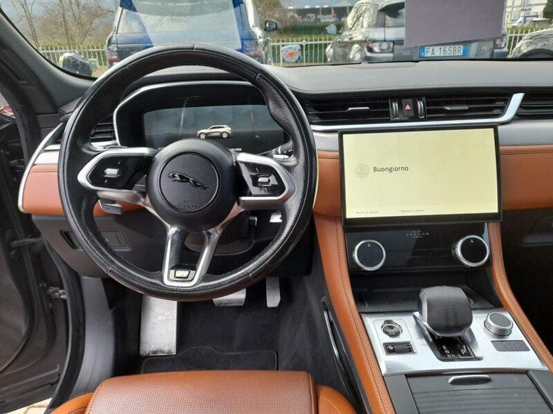 Jaguar F-Pace F-Pace 2.0 D 204 CV AWD aut. R-Dynamic SE