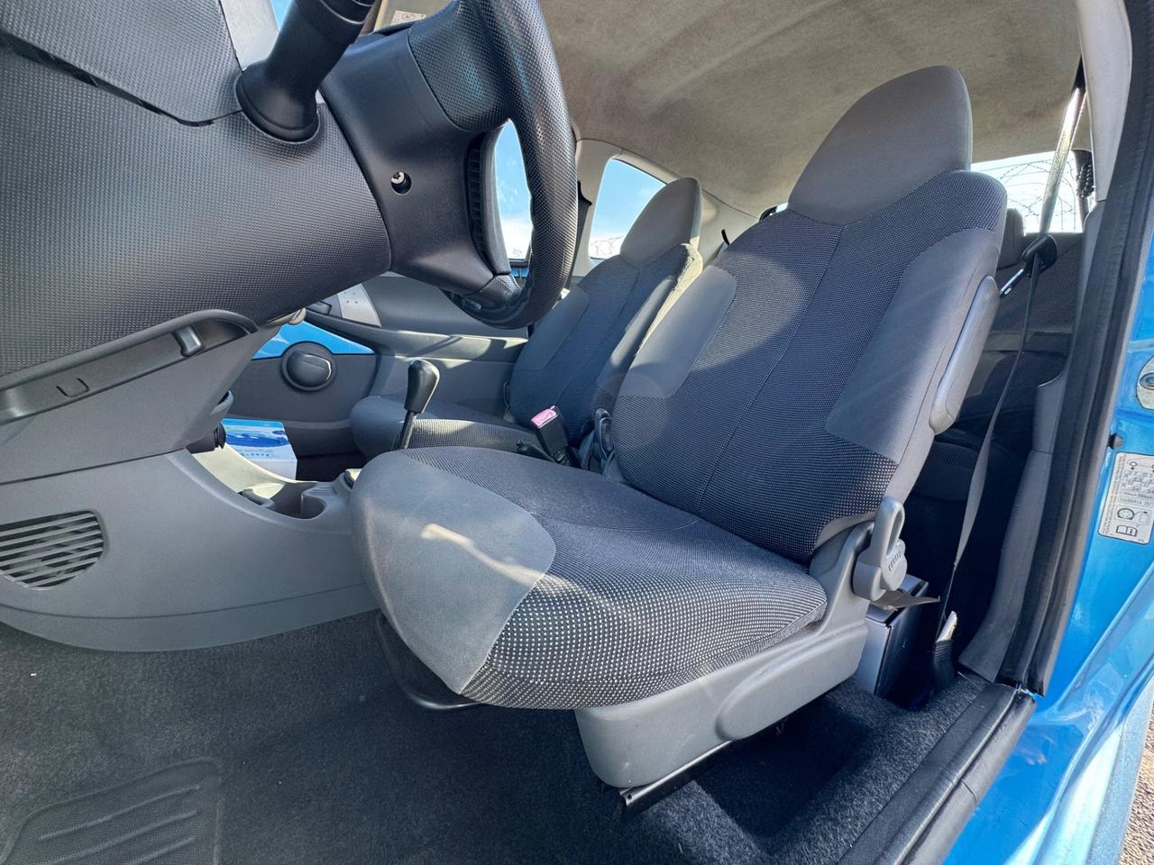 PEUGEOT 107 1.0 BENZINA NEOPATENTATI 12 MESI DI GARANZIA