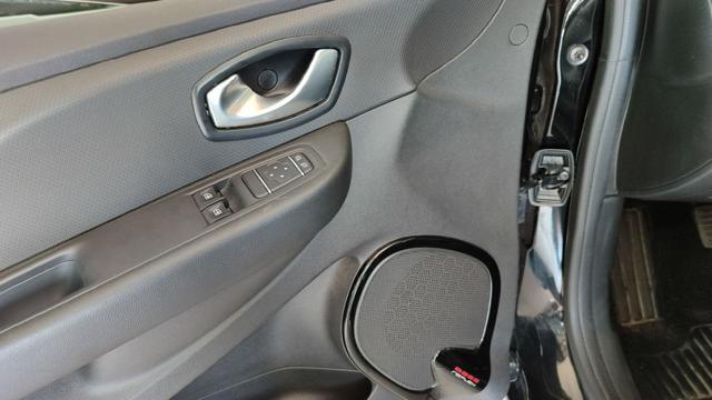RENAULT Clio TCe 90 CV GPL 5 porte NAVI PDC