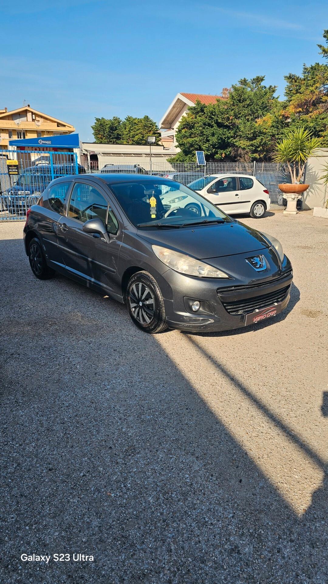 Peugeot 207 1.4 8V 75CV 3p. Access ECO GPL