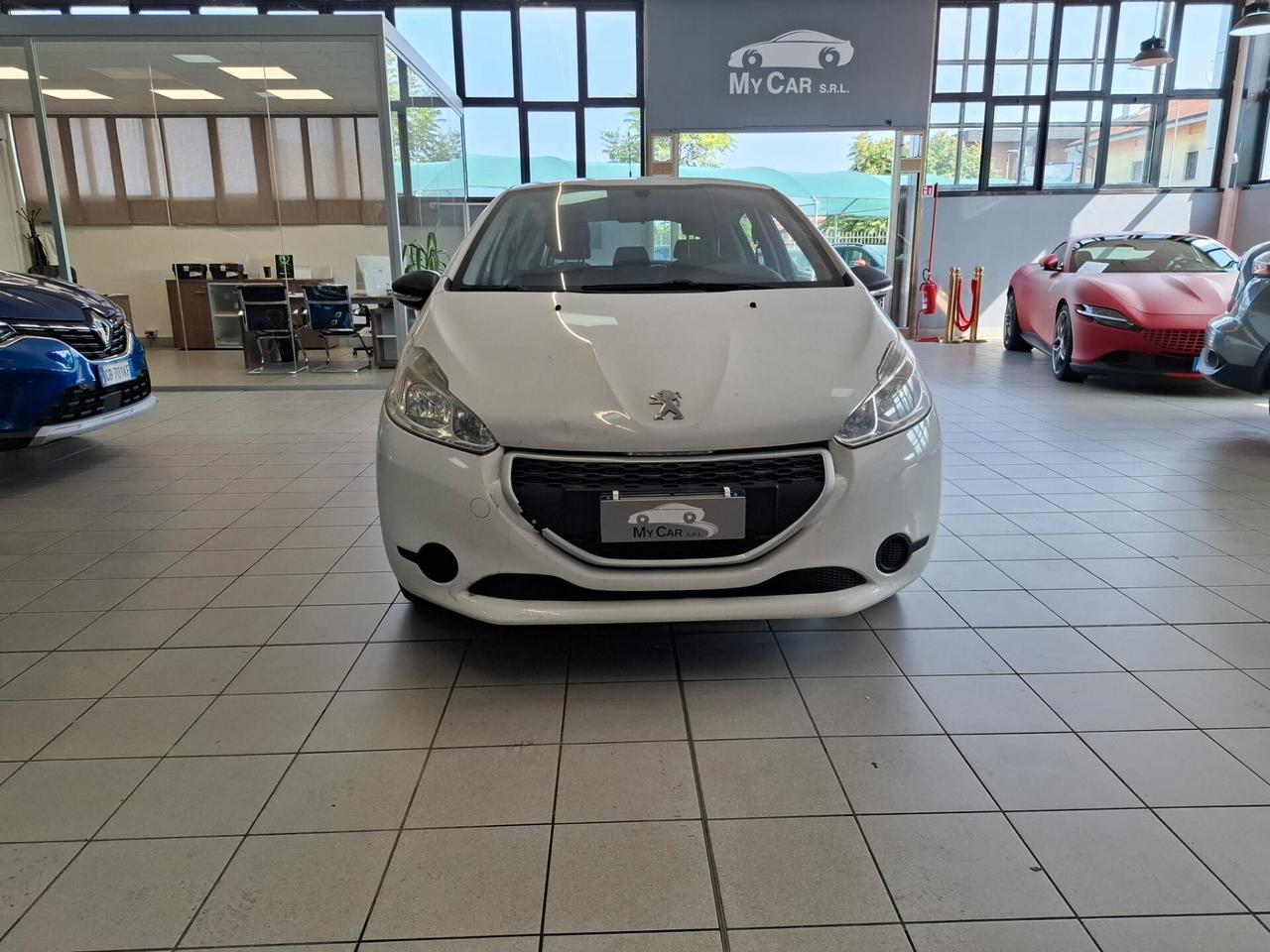 Peugeot 208 Benzina Manuale