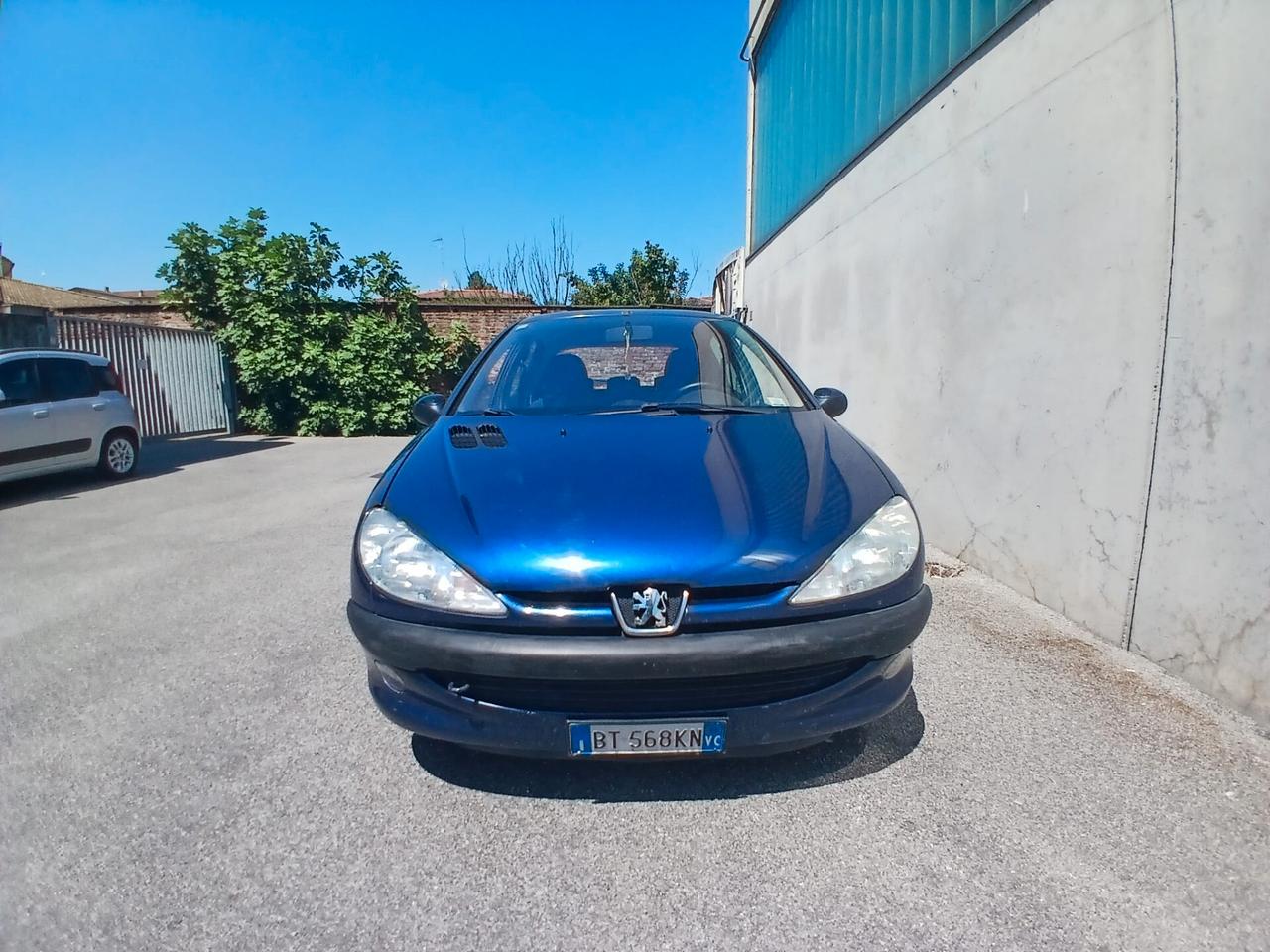 Peugeot 206 1.1 5p. XR