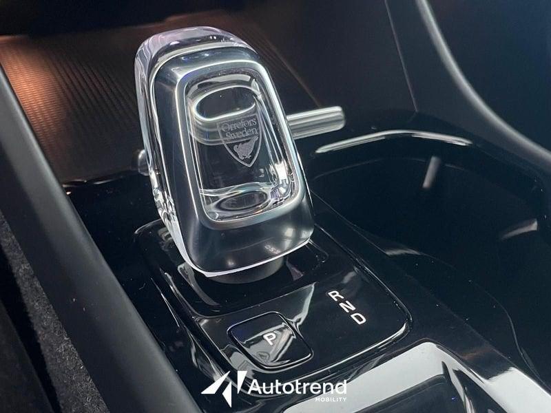Volvo XC40 D3 150 CV AWD Automatica NAVI LED Inscription