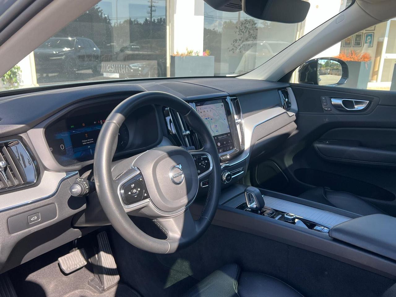 Volvo XC 60 Plus Dark