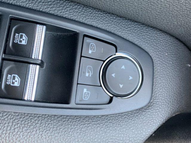 RENAULT Captur Plug-in Hybrid E-Tech 160 CV Initiale Paris