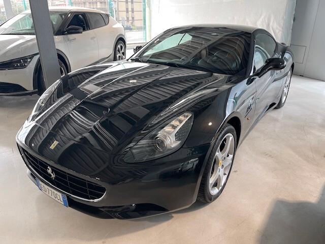 Ferrari California DCT Coupè Cabriolet