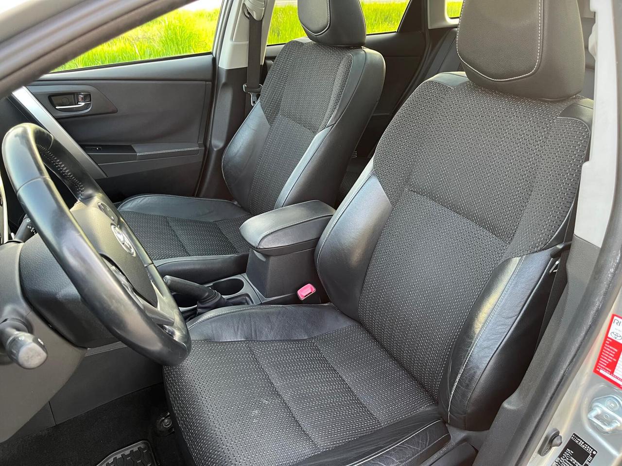 Toyota Auris 1.8 Hybrid 5 porte