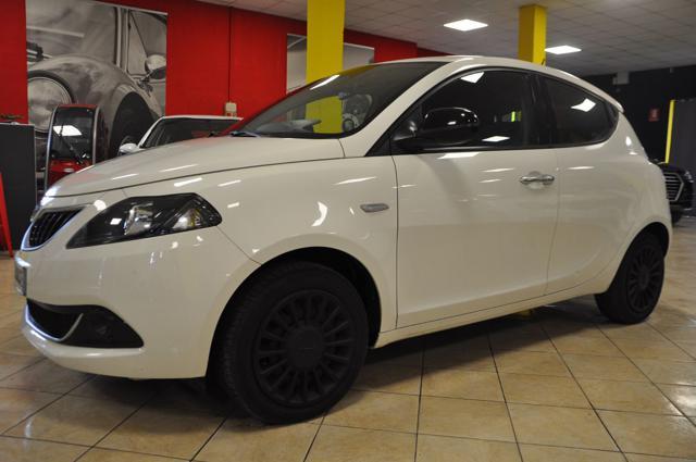 LANCIA Ypsilon 1.0 5 porte S&S Hybrid