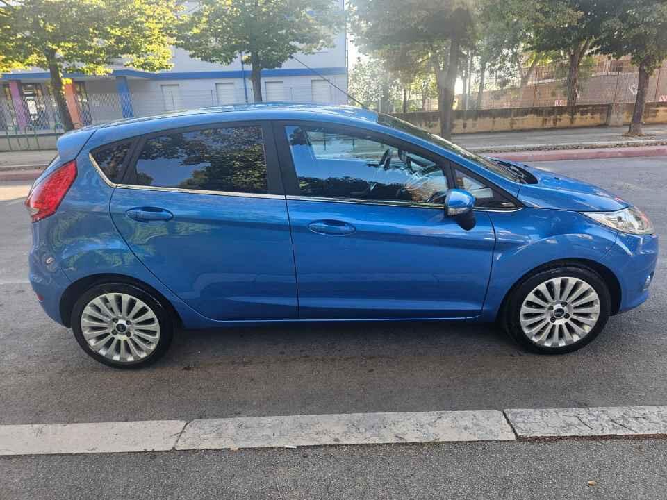 Ford Fiesta 1.4 TDCi 5p. Titanium" KM 95.000 NUOVA"