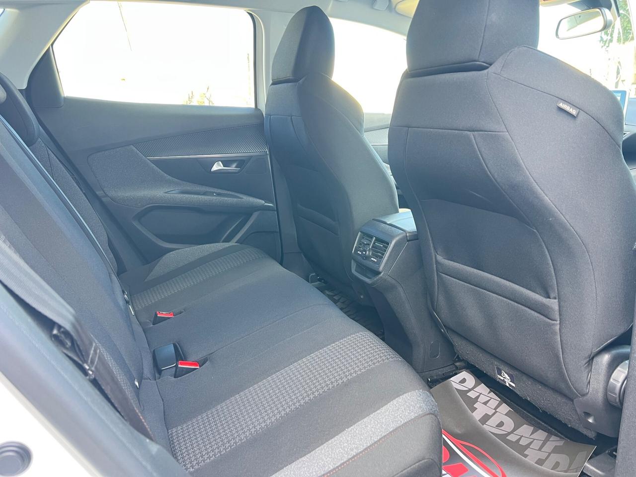 Peugeot 3008 1.5 BlueHDi 130 EAT8