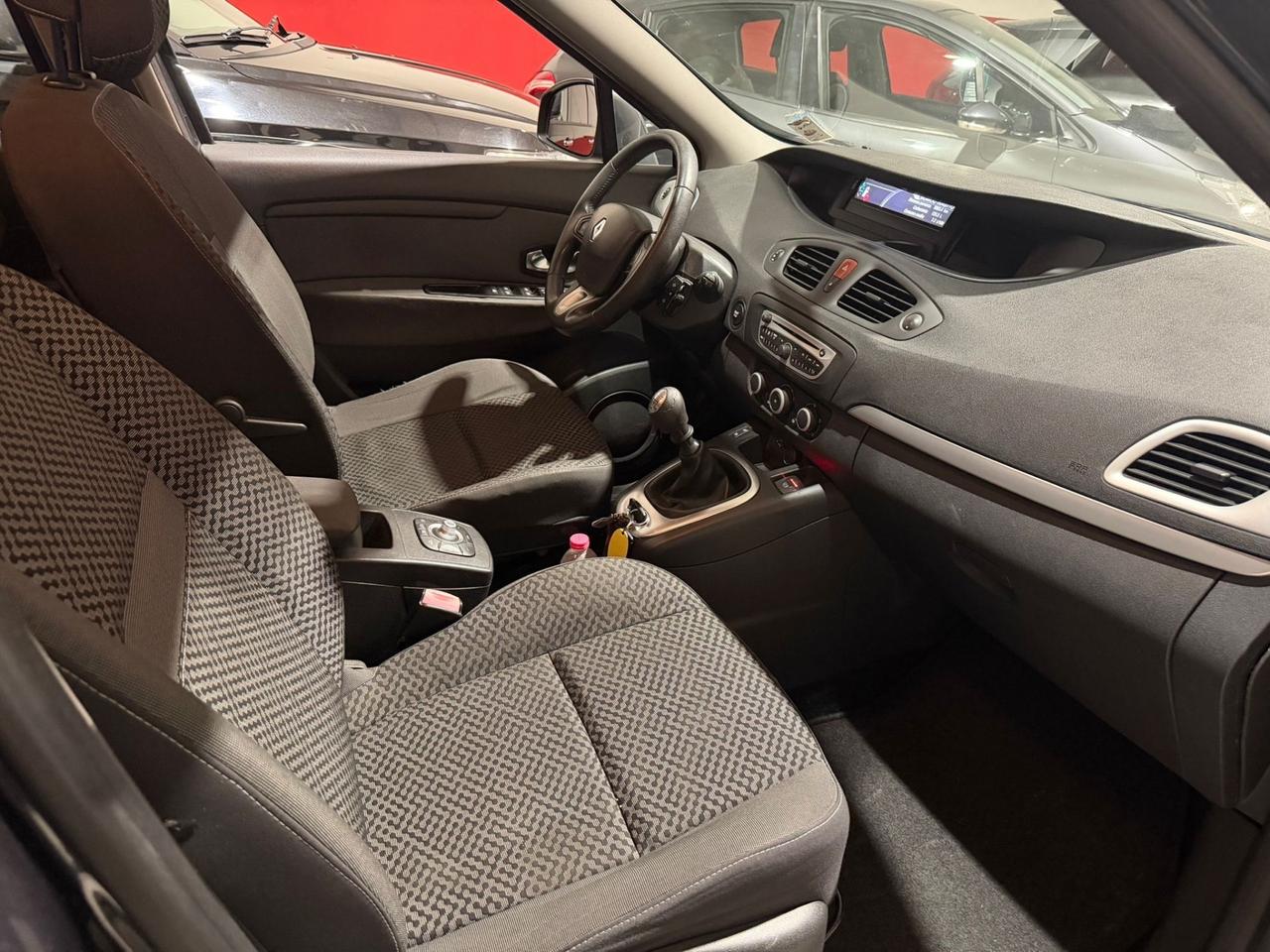 Renault Scenic Scénic X-Mod 1.5 dCi 110CV Luxe