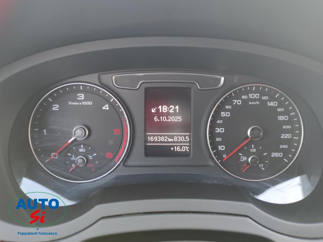 Audi Q3 2.0 TDI - 150cv FULL OPTIONAL