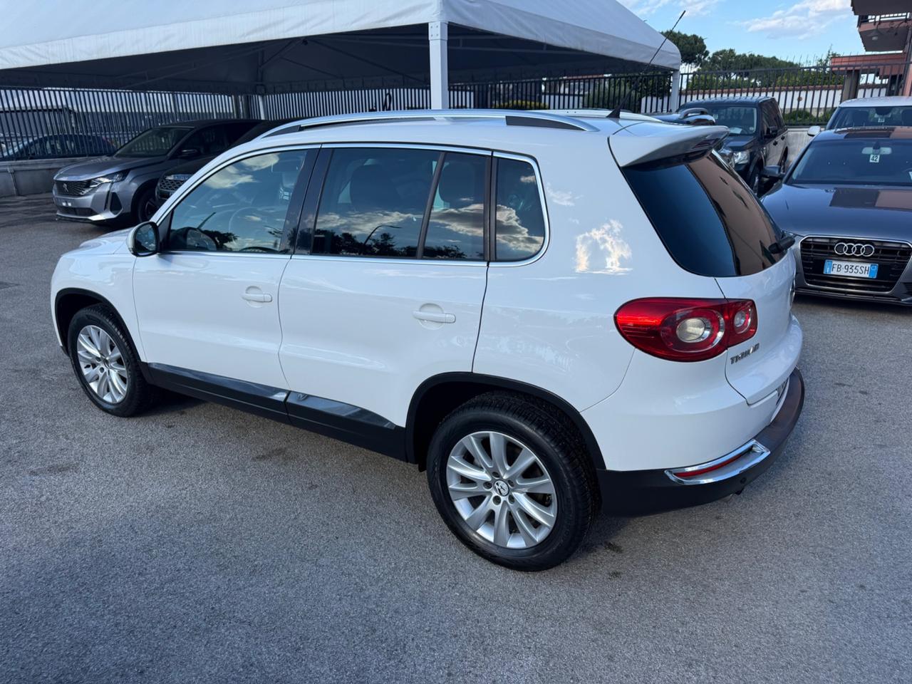 Volkswagen Tiguan 2.0 TDI DPF 4MOTION DSG Sport & Style