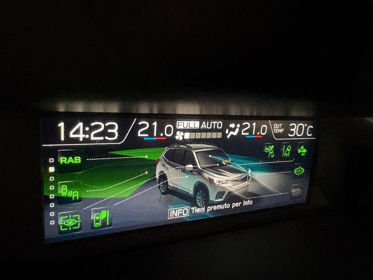 Subaru Forester STYLE 2.0 e-Boxer MHEV CVT Lineartronic UNICO PR.