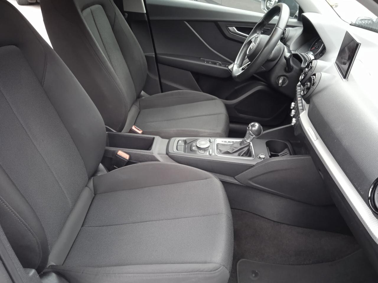 Audi Q2 / 1.6 TDI S tronic Admired