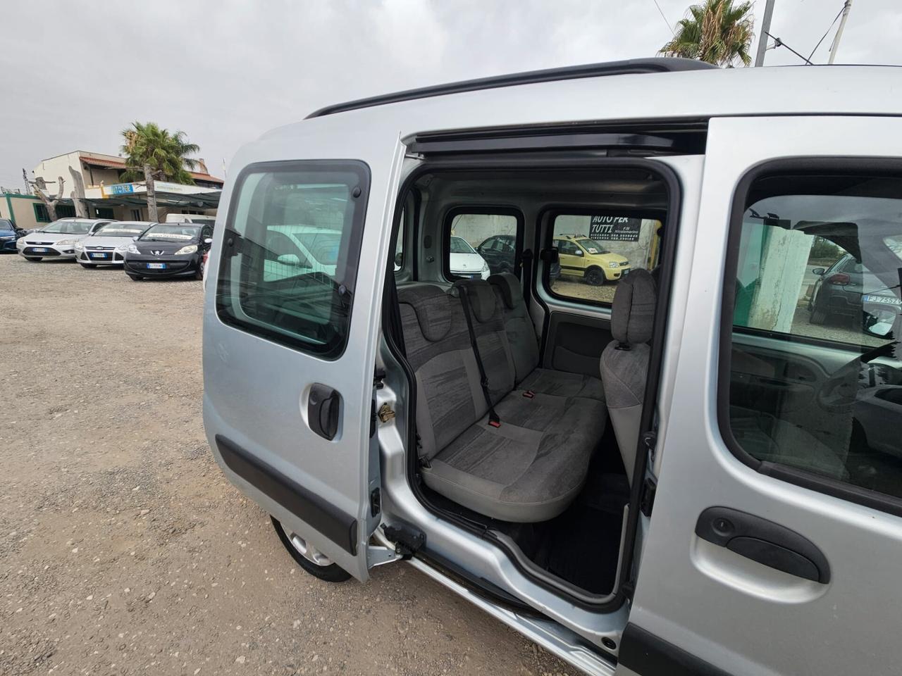Renault Kangoo 1.5 dCi/82CV 5p
