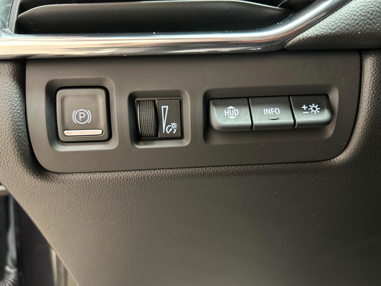 Cadillac XT4 Premium Black 2.0d awd c.auto - LEGGI SOTTO