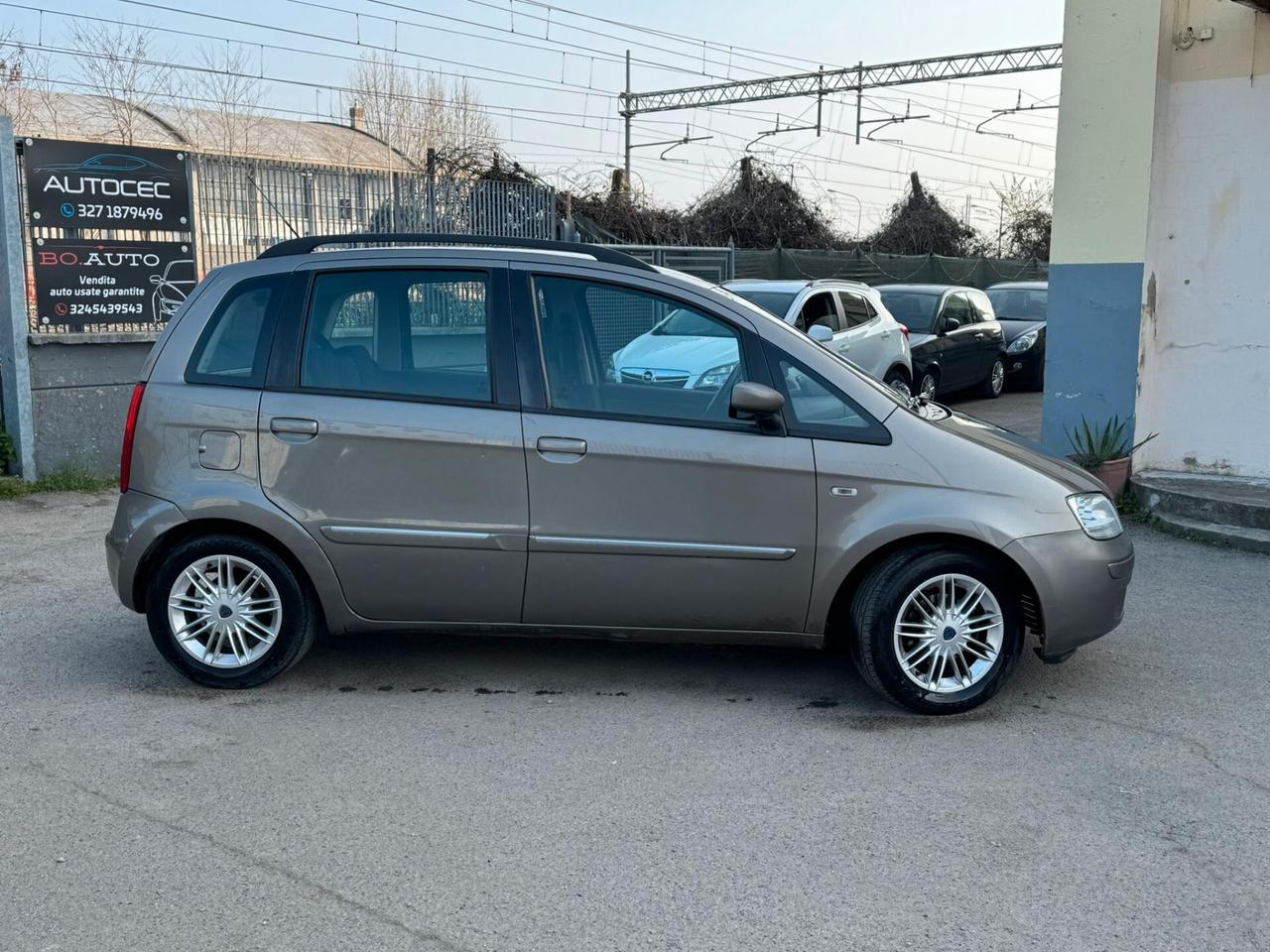 Fiat Idea 1.4 16V Black Motion