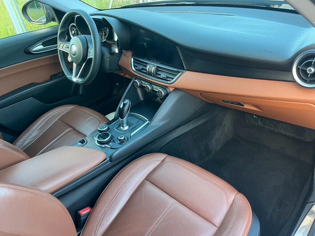 Alfa Romeo Giulia 2.2 Turbodiesel 136 CV AT8 Super