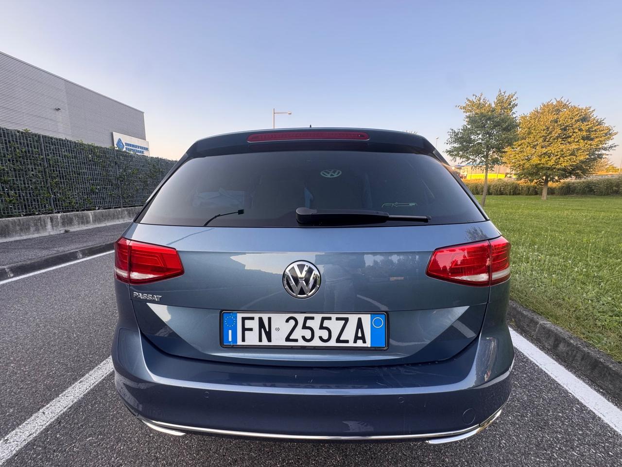 Volkswagen Passat Variant 2.0 TDI DSG Executive BlueMotion Tech.