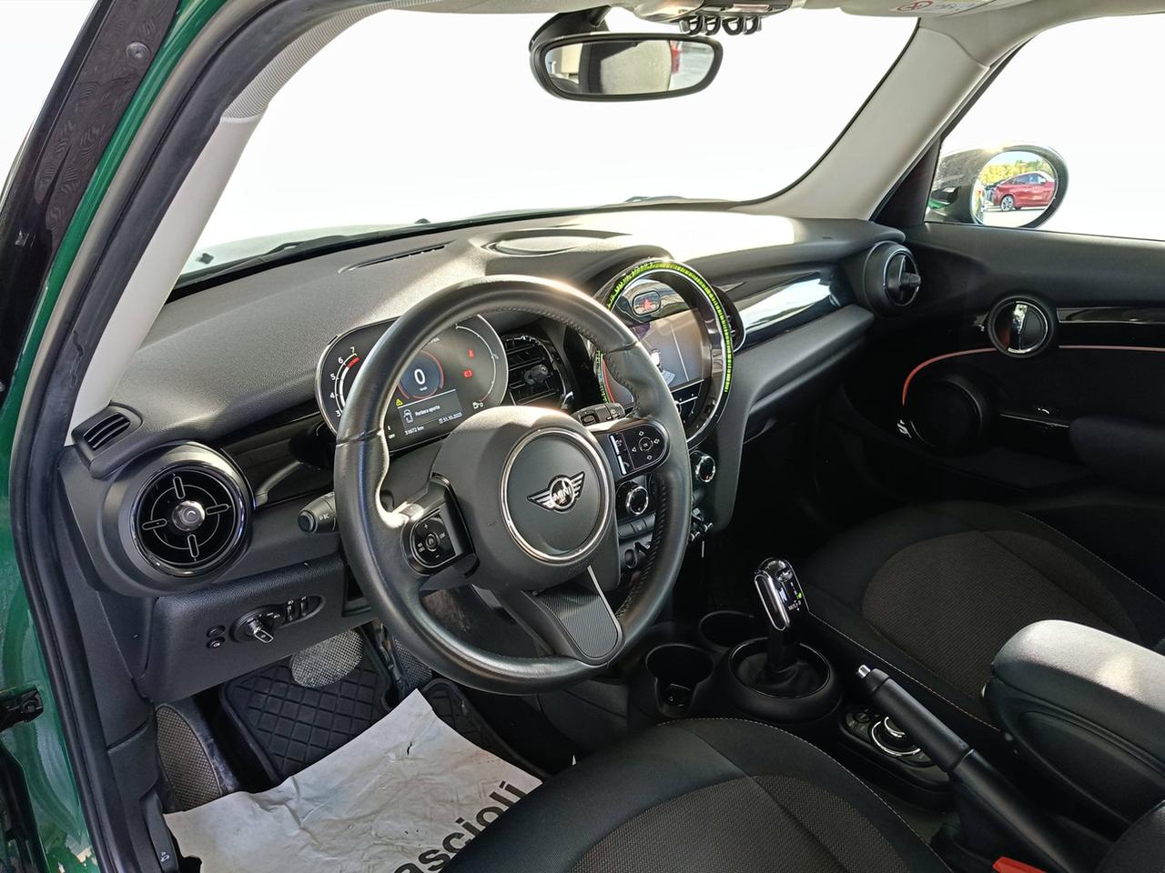 MINI Mini IV F55 2021 5p - Mini 5p 1.5 Cooper Classic auto