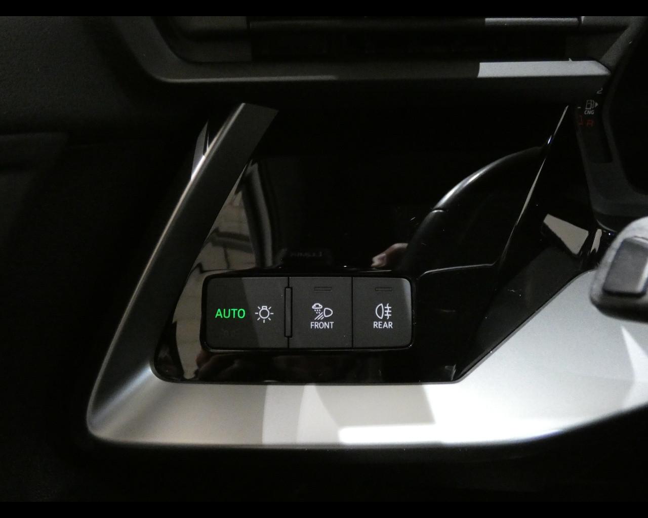 AUDI A3 4ª serie - A3 SPB 30 g-tron S tronic S line edition