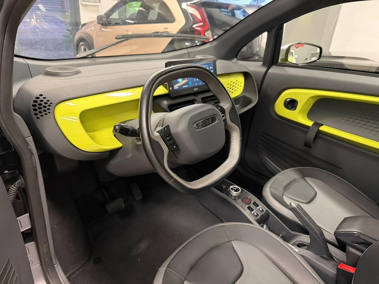 Xev Yoyo Pro RATE DA € 145 AL MESE
