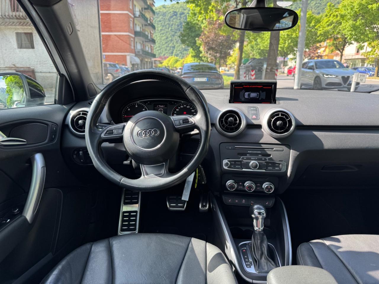 Audi A1 SPB 1.4 TDI S tronic Admired S LINE - TETTO APRIBILE - CAMBIO AUTOMATICO - SENSORI ANTERIORI E POSTERIORI - SEDILI IN PELLE