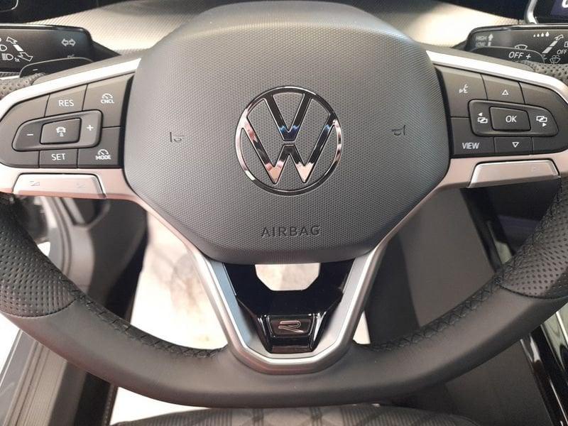 Volkswagen Golf 1.5 eTSI ACT R-Line Plus DSG