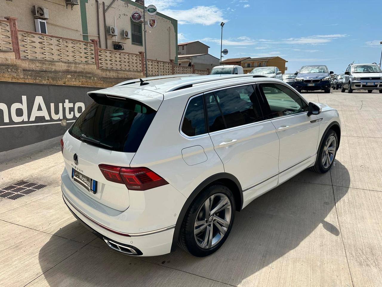 Volkswagen Tiguan 2.0 TDI 150 CV SCR DSG 4MOTION R-Line