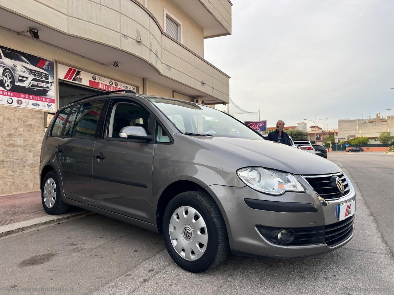 VOLKSWAGEN Touran 2.0 Highline Ecofuel
