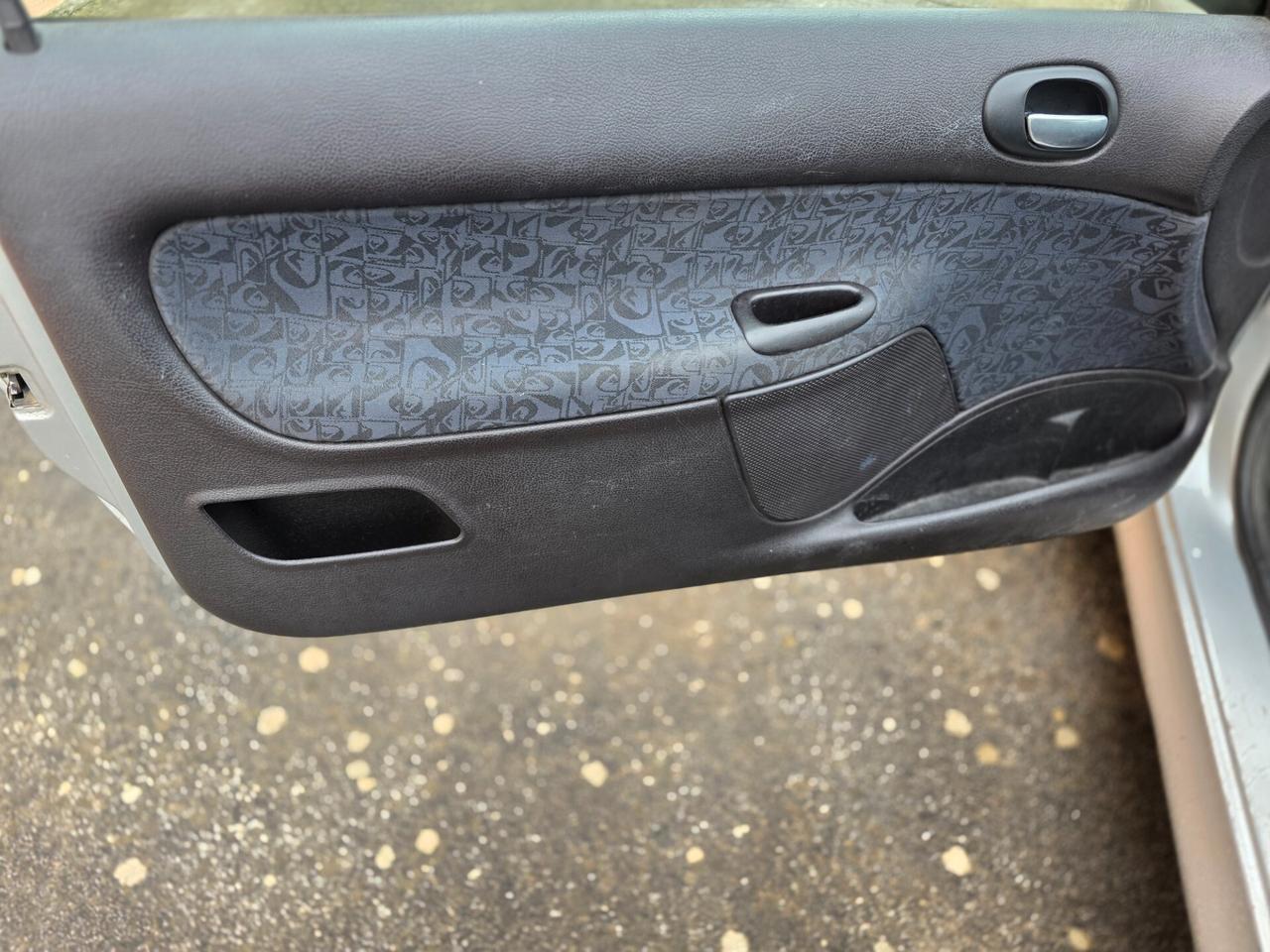 Peugeot 206 1.4 3p. Geosat
