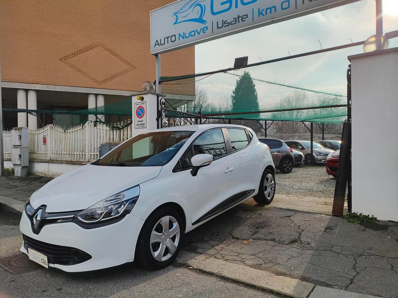 RENAULT CLIO 1.2 73CV KM 127851- 2014