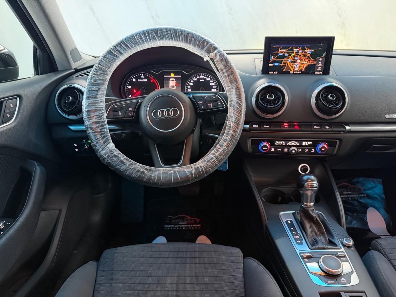 Audi A3 Sedan 1.6 TDI S tronic