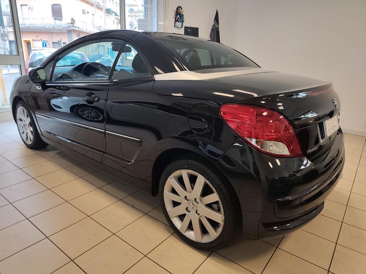 Peugeot 207 1.6 8V HDi 112CV CC Féline